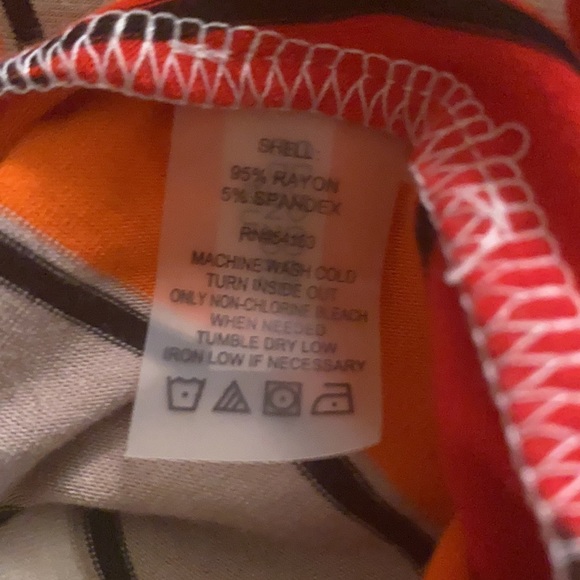 Calvin Klein extremely flattering dress - Picture 5 of 5